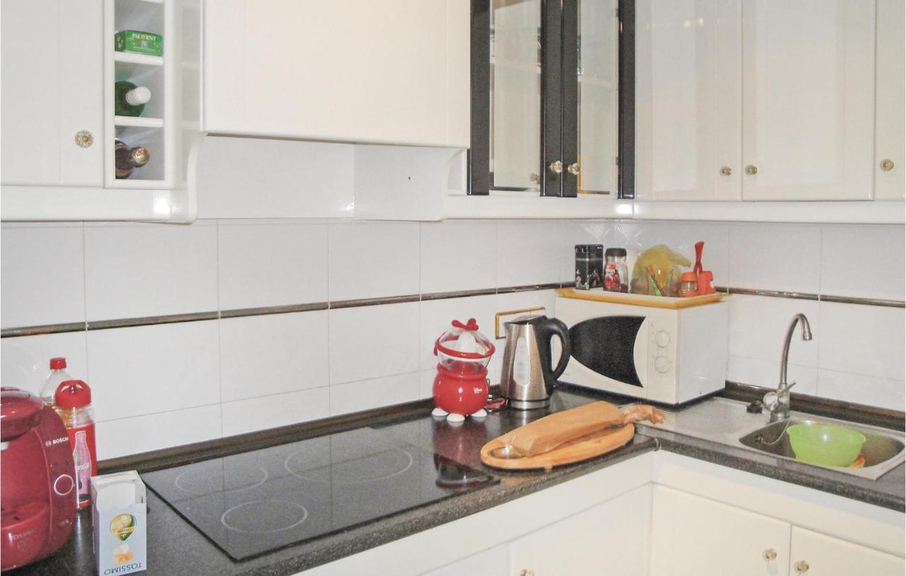 2 Bedroom Nice Apartment In Guardamar Del Segura Exterior photo